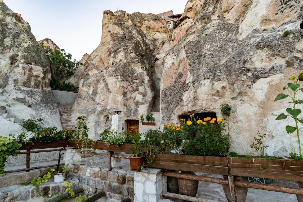 Cappadocia Ennar Cave Swimming Pool Hot & Spa ネヴシェヒル エクステリア 写真