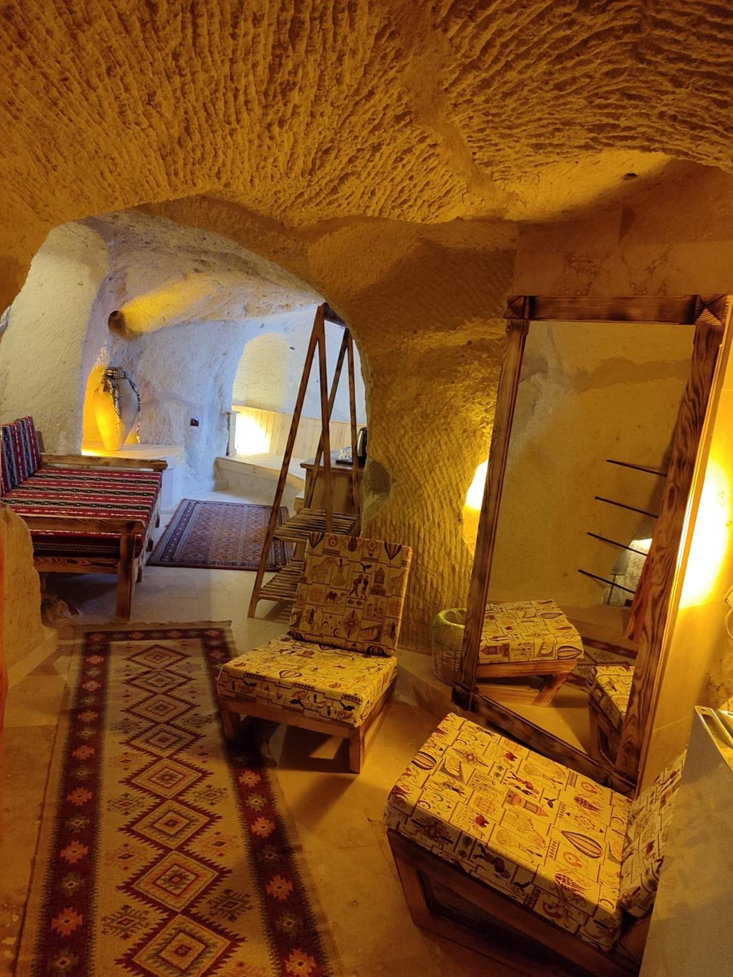 Cappadocia Ennar Cave Swimming Pool Hot & Spa ネヴシェヒル エクステリア 写真