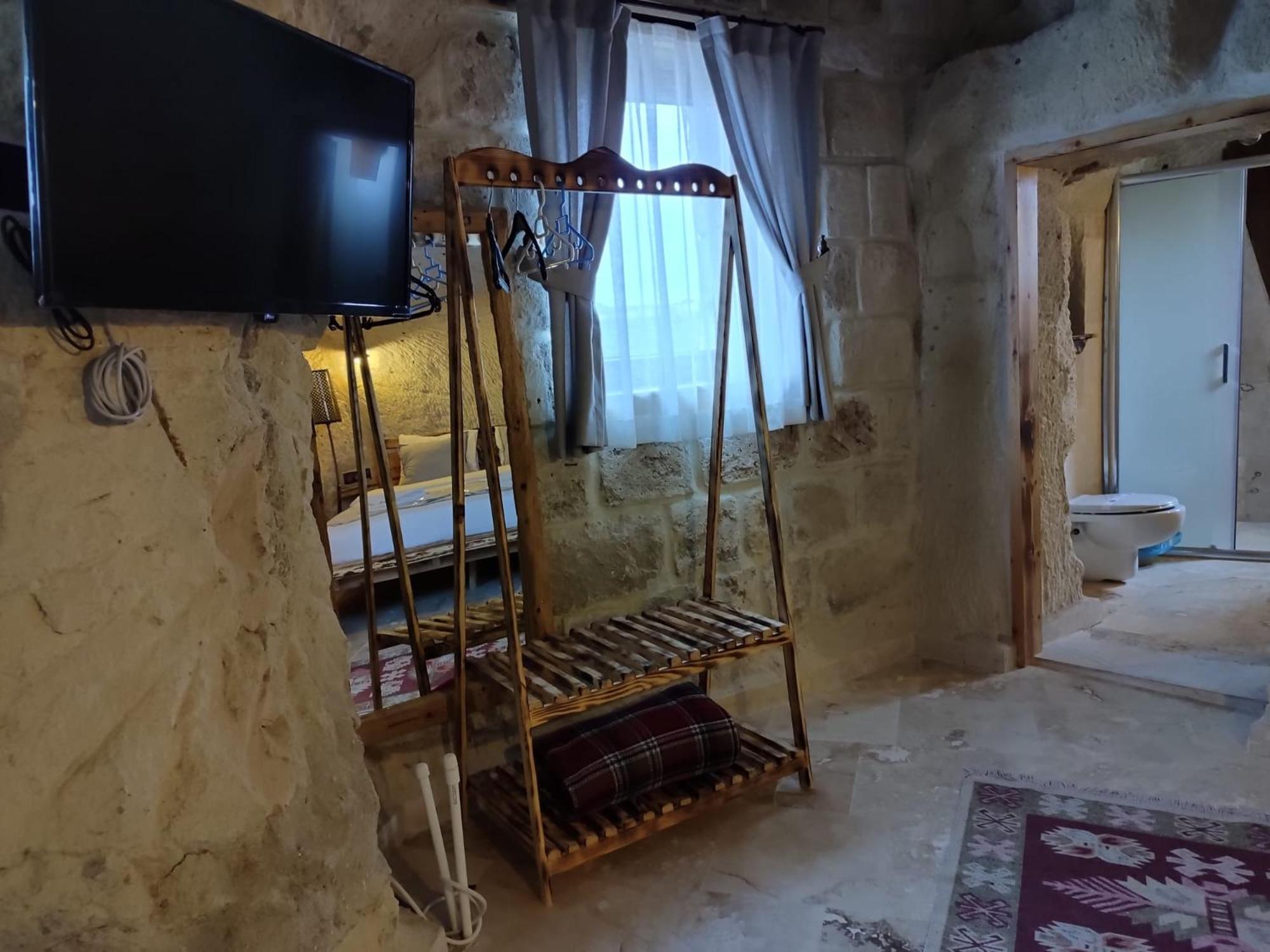 Cappadocia Ennar Cave Swimming Pool Hot & Spa ネヴシェヒル エクステリア 写真
