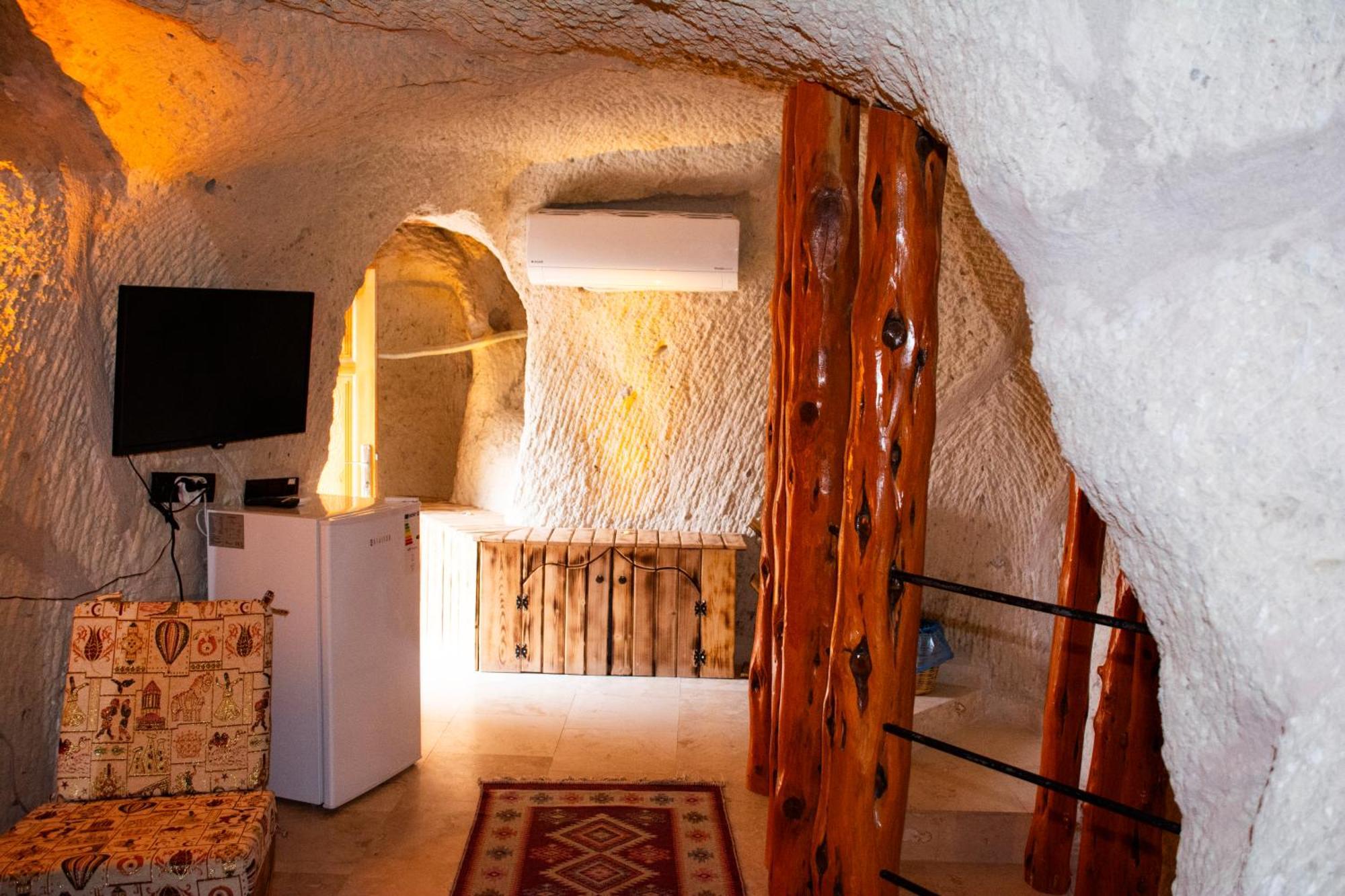 Cappadocia Ennar Cave Swimming Pool Hot & Spa ネヴシェヒル エクステリア 写真