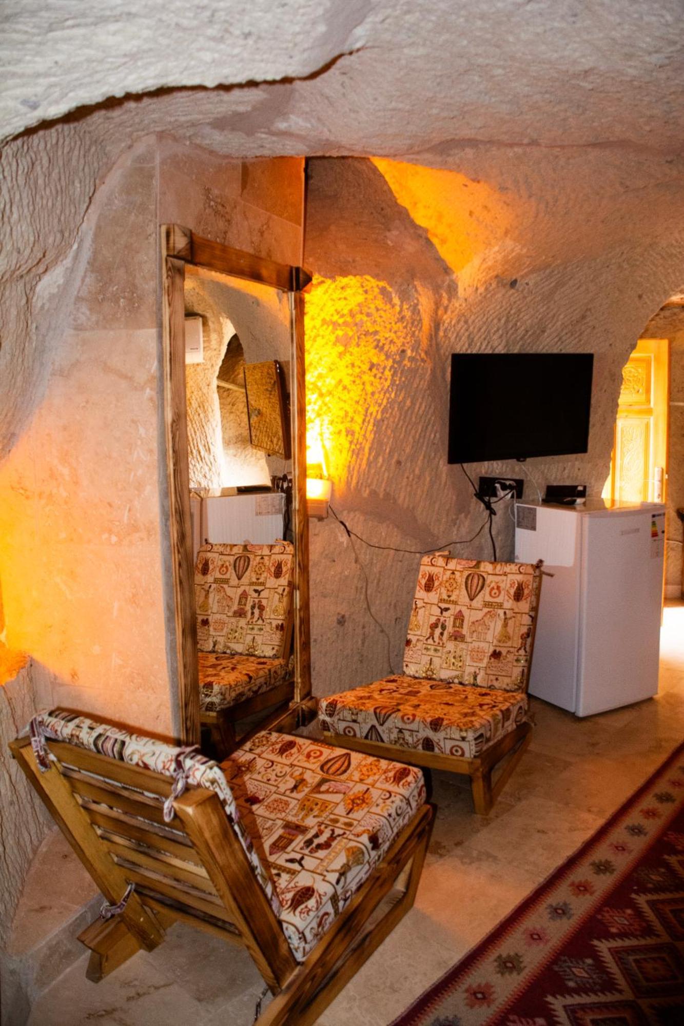 Cappadocia Ennar Cave Swimming Pool Hot & Spa ネヴシェヒル エクステリア 写真