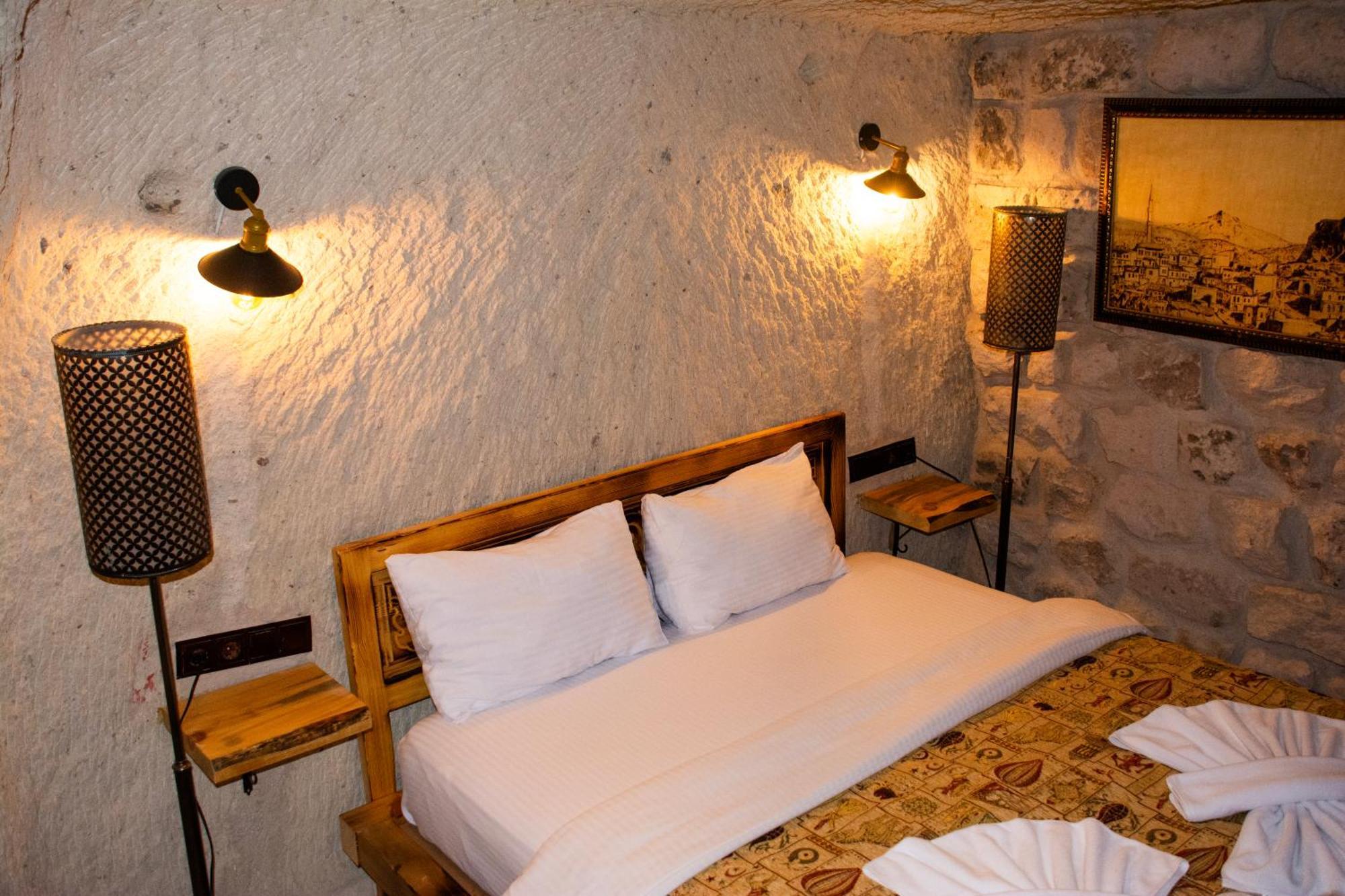 Cappadocia Ennar Cave Swimming Pool Hot & Spa ネヴシェヒル エクステリア 写真