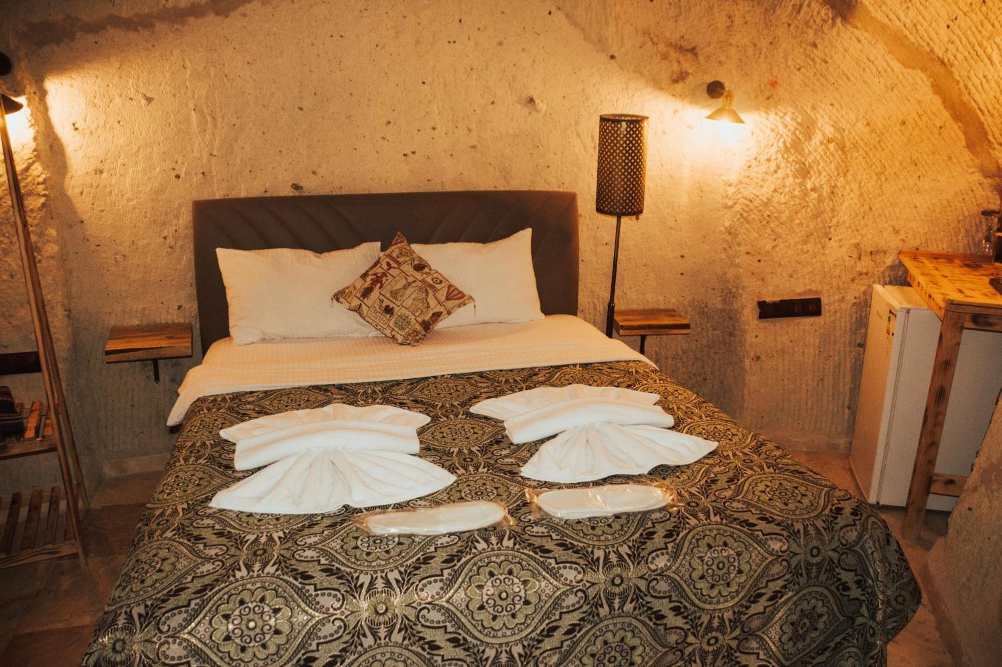 Cappadocia Ennar Cave Swimming Pool Hot & Spa ネヴシェヒル エクステリア 写真
